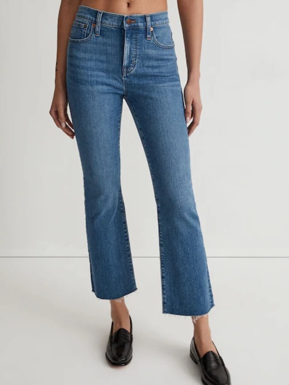 Madewell Mid-Rise Kick Out Jeans - Size 28 Cherryville Wash